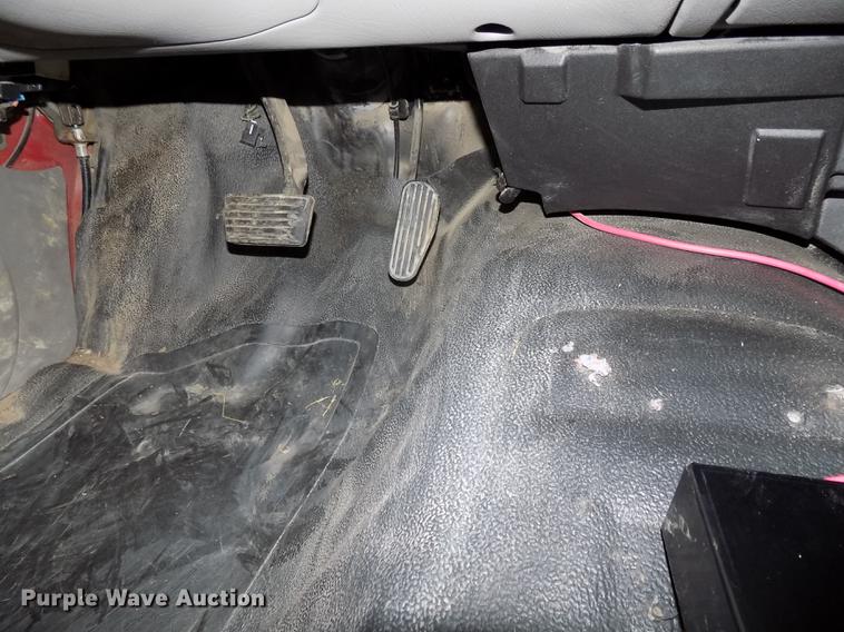 image for item DE7575 2000 Chevrolet S10 Ext. Cab pickup truck