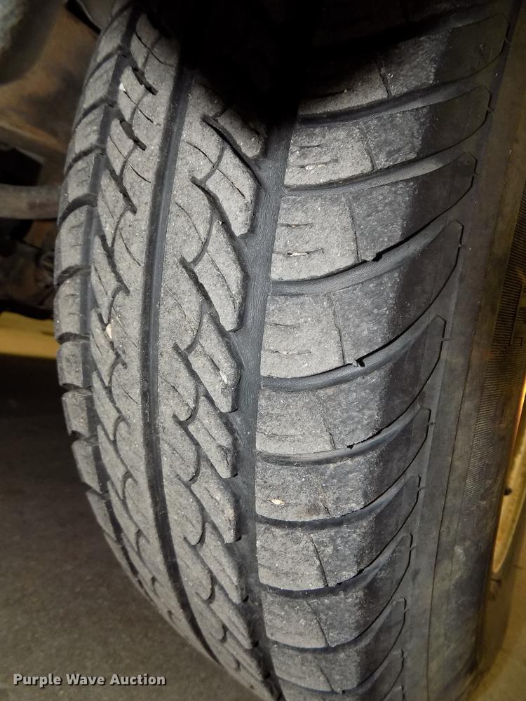 image for item DE7575 2000 Chevrolet S10 Ext. Cab pickup truck