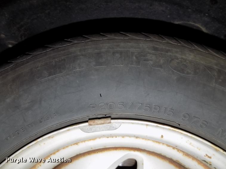 image for item DE7575 2000 Chevrolet S10 Ext. Cab pickup truck