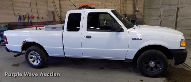 image for item DE7580 2007 Ford Ranger XLT SuperCab pickup truck