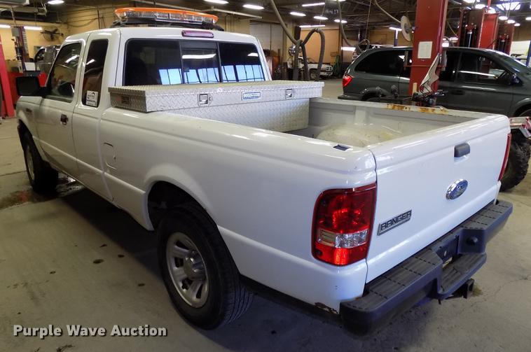 image for item DE7580 2007 Ford Ranger XLT SuperCab pickup truck