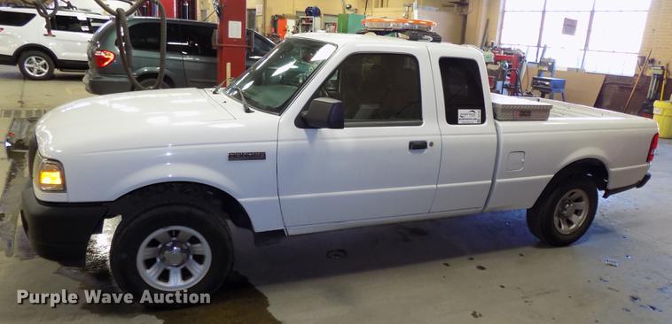 image for item DE7580 2007 Ford Ranger XLT SuperCab pickup truck