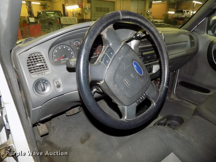 image for item DE7580 2007 Ford Ranger XLT SuperCab pickup truck