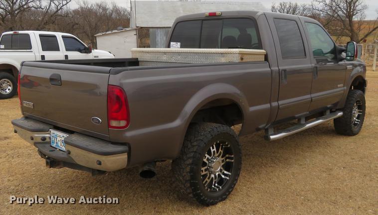 image for item DE8788 2006 Ford F250 Super Duty Crew Cab pickup truck