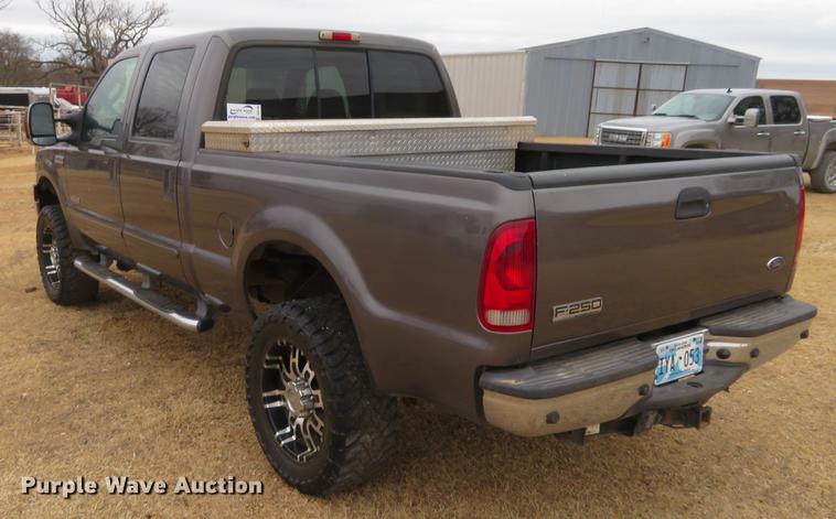 image for item DE8788 2006 Ford F250 Super Duty Crew Cab pickup truck