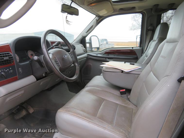 image for item DE8788 2006 Ford F250 Super Duty Crew Cab pickup truck