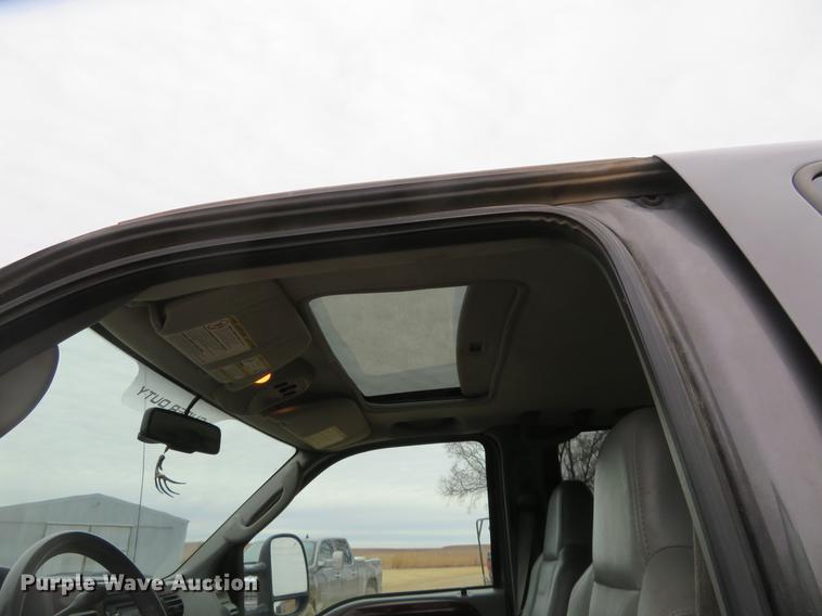 image for item DE8788 2006 Ford F250 Super Duty Crew Cab pickup truck