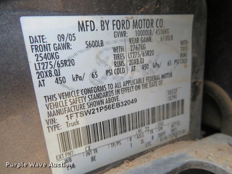 image for item DE8788 2006 Ford F250 Super Duty Crew Cab pickup truck