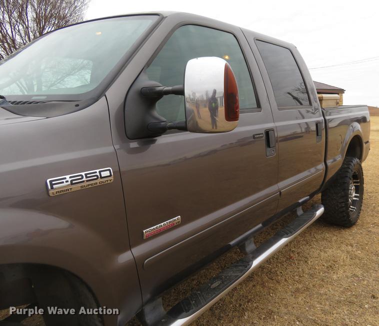 image for item DE8788 2006 Ford F250 Super Duty Crew Cab pickup truck