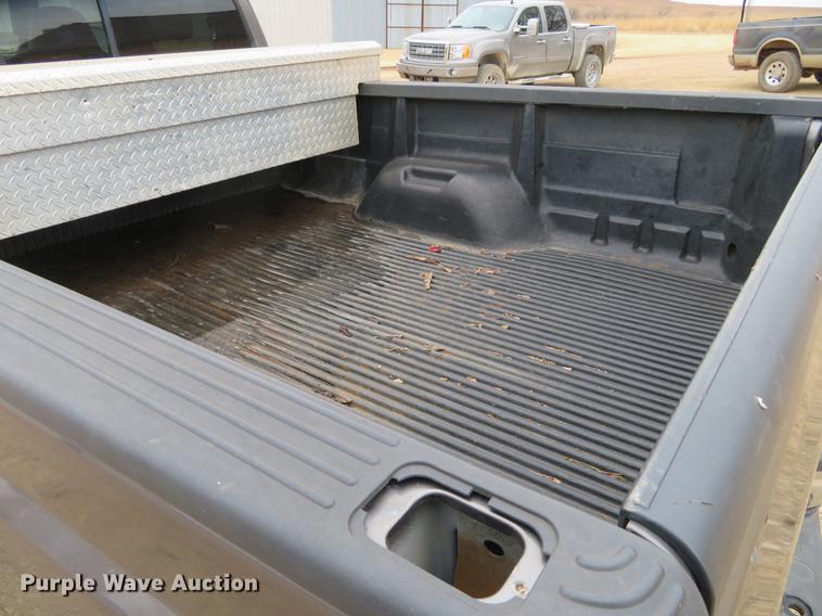 image for item DE8788 2006 Ford F250 Super Duty Crew Cab pickup truck