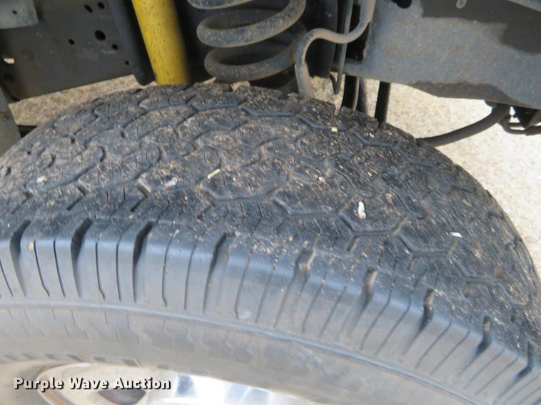 image for item DE8790 2006 Ford F250 Super Duty FX4 Crew Cab pickup truck