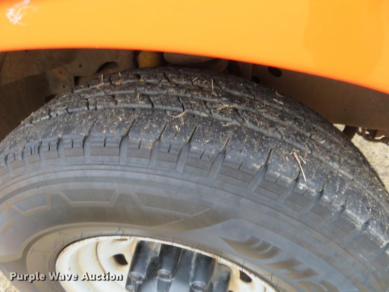 image for item DE8791 2003 Ford F250 Super Duty pickup truck