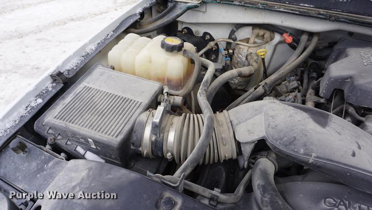 image for item DF1646 2000 Chevrolet Silverado 1500 pickup truck