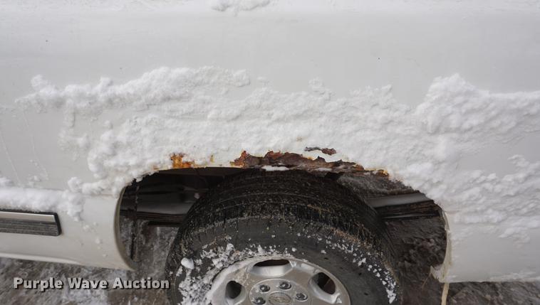 image for item DF1646 2000 Chevrolet Silverado 1500 pickup truck