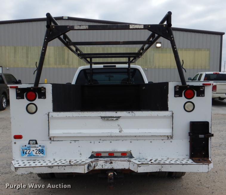 image for item DF2130 2007 Ford F550 XL Crew Cab utility truck