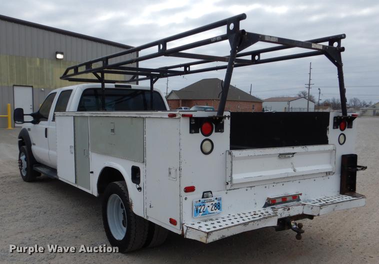 image for item DF2130 2007 Ford F550 XL Crew Cab utility truck