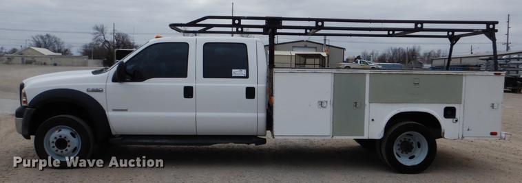 image for item DF2130 2007 Ford F550 XL Crew Cab utility truck