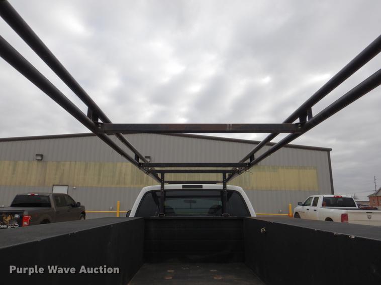 image for item DF2130 2007 Ford F550 XL Crew Cab utility truck