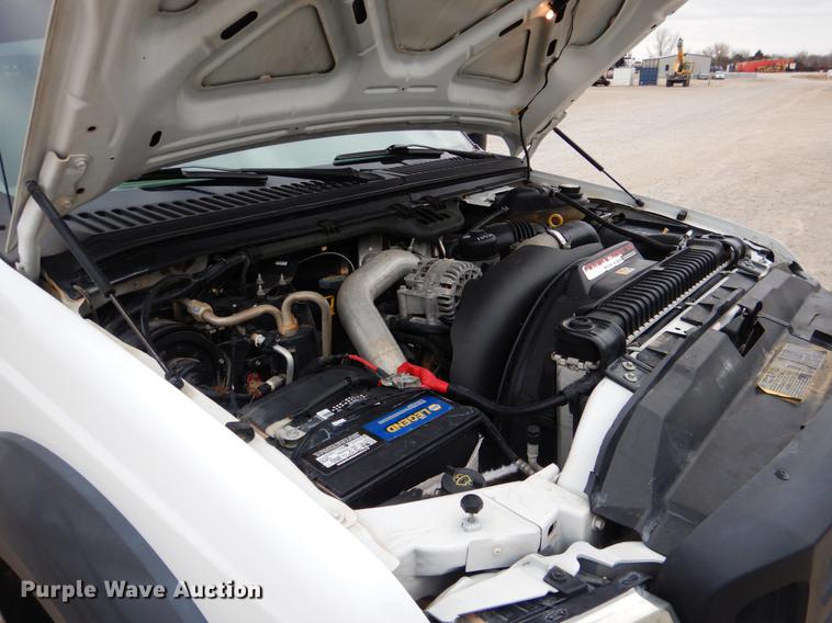 image for item DF2130 2007 Ford F550 XL Crew Cab utility truck