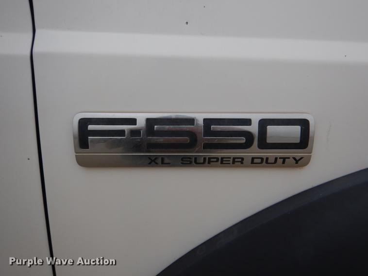 image for item DF2130 2007 Ford F550 XL Crew Cab utility truck