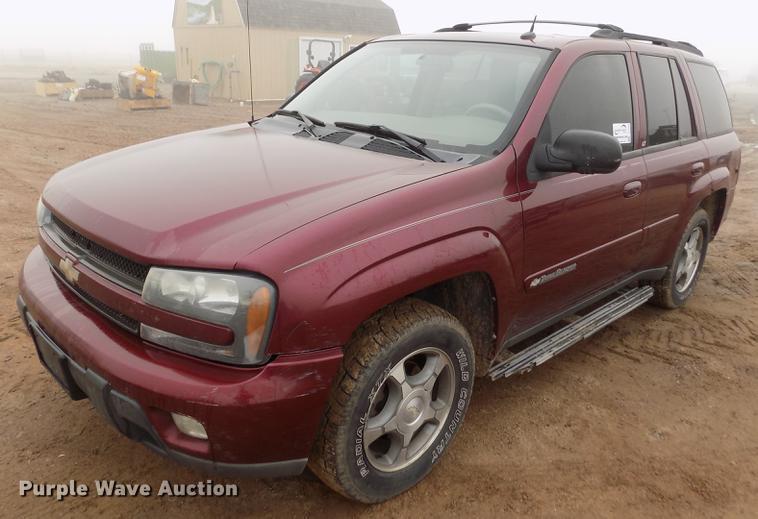 image for item DF2906 2004 Chevrolet TrailBlazer LT SUV