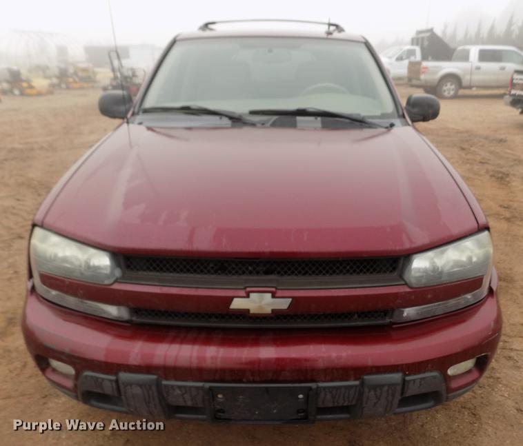 image for item DF2906 2004 Chevrolet TrailBlazer LT SUV