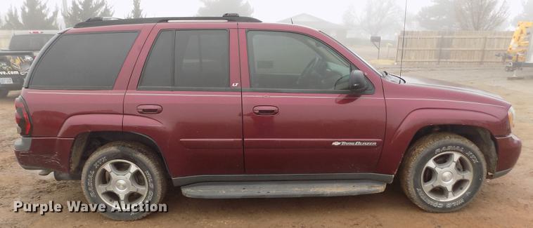 image for item DF2906 2004 Chevrolet TrailBlazer LT SUV
