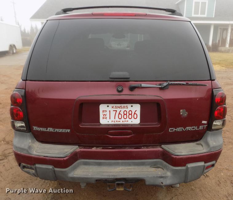 image for item DF2906 2004 Chevrolet TrailBlazer LT SUV