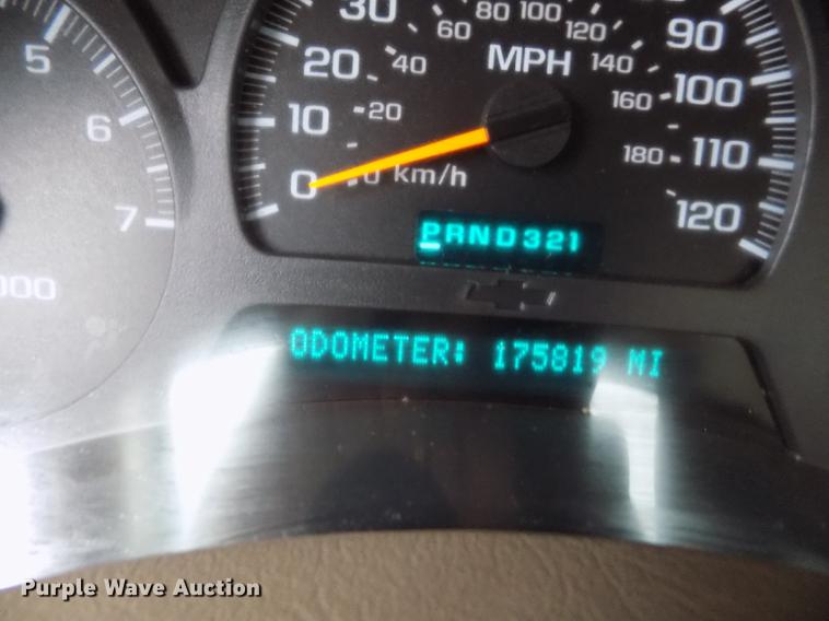 image for item DF2906 2004 Chevrolet TrailBlazer LT SUV