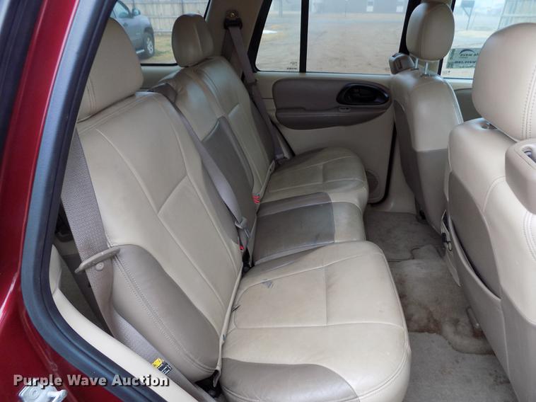 image for item DF2906 2004 Chevrolet TrailBlazer LT SUV