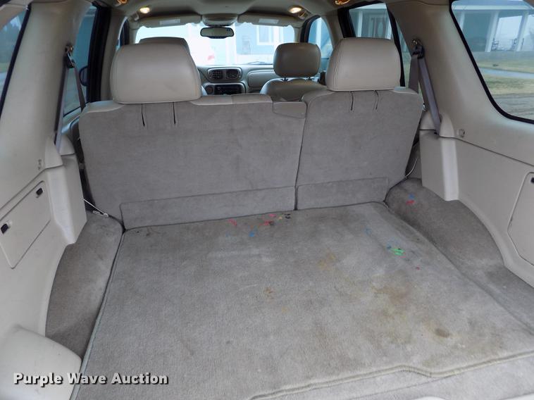 image for item DF2906 2004 Chevrolet TrailBlazer LT SUV