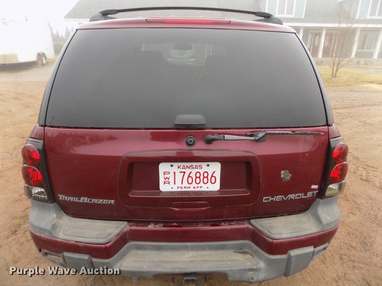 image for item DF2906 2004 Chevrolet TrailBlazer LT SUV