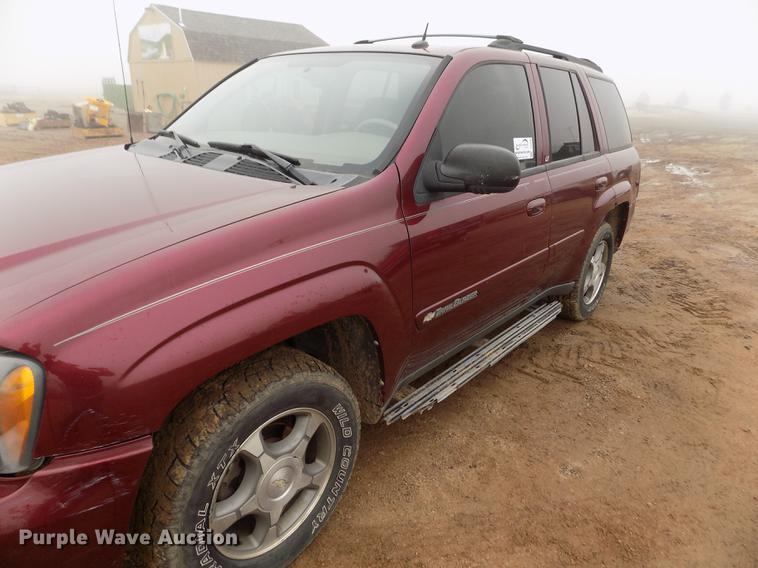image for item DF2906 2004 Chevrolet TrailBlazer LT SUV