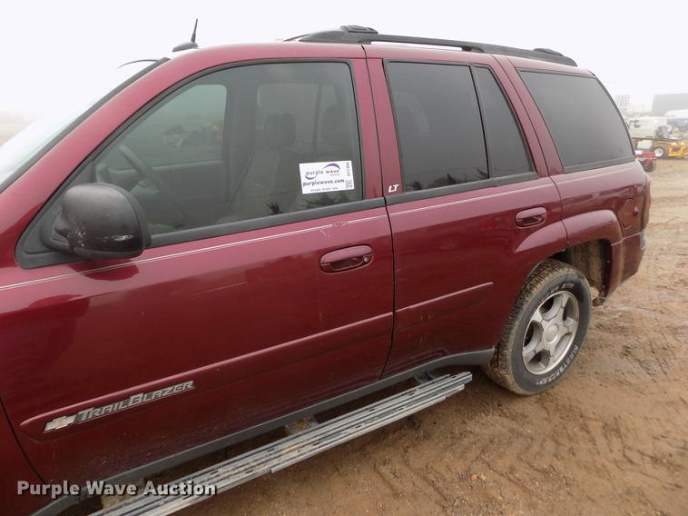 image for item DF2906 2004 Chevrolet TrailBlazer LT SUV