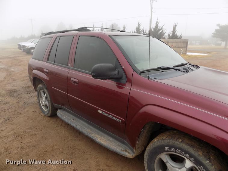 image for item DF2906 2004 Chevrolet TrailBlazer LT SUV