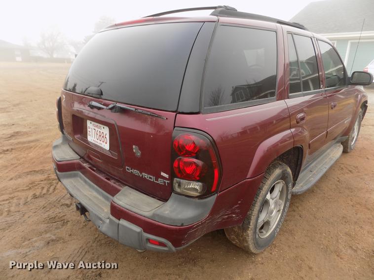 image for item DF2906 2004 Chevrolet TrailBlazer LT SUV