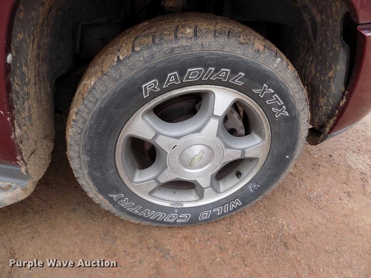 image for item DF2906 2004 Chevrolet TrailBlazer LT SUV