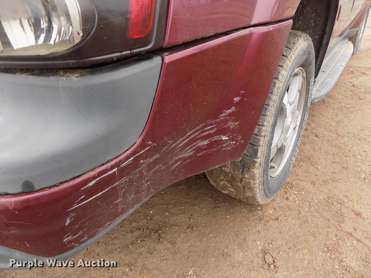 image for item DF2906 2004 Chevrolet TrailBlazer LT SUV