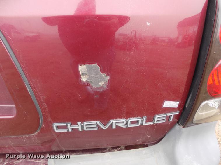 image for item DF2906 2004 Chevrolet TrailBlazer LT SUV
