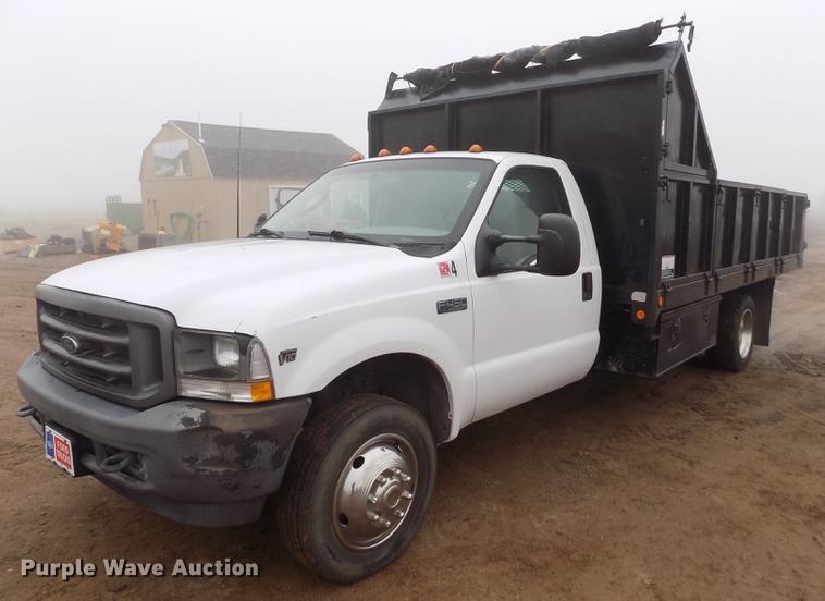 image for item DF2907 2003 Ford F450 Super Duty XL dump truck