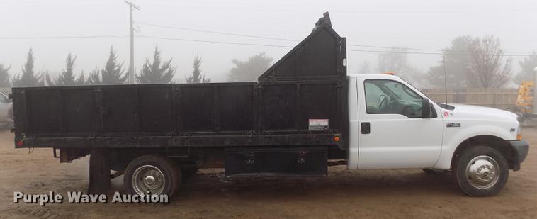 image for item DF2907 2003 Ford F450 Super Duty XL dump truck