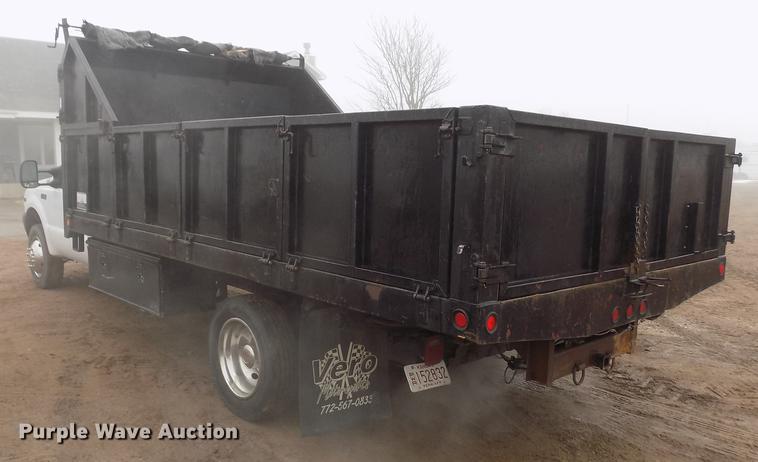 image for item DF2907 2003 Ford F450 Super Duty XL dump truck