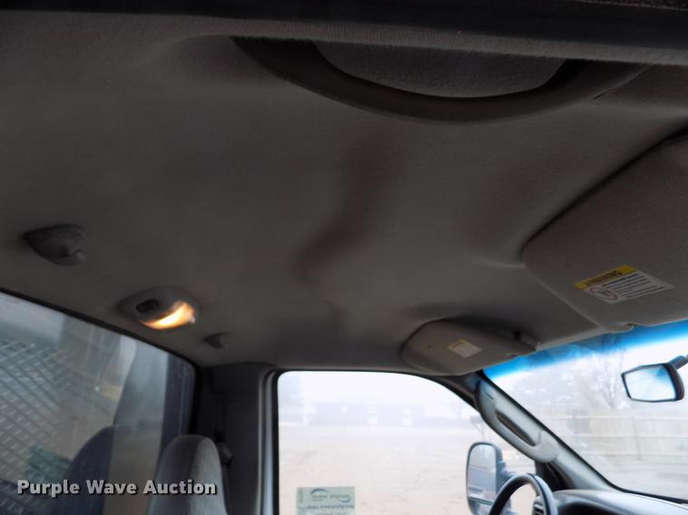 image for item DF2907 2003 Ford F450 Super Duty XL dump truck