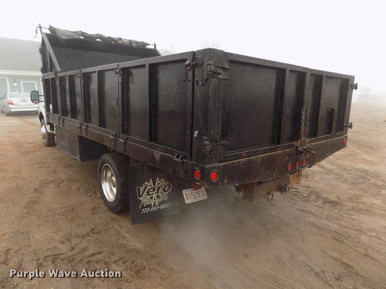 image for item DF2907 2003 Ford F450 Super Duty XL dump truck