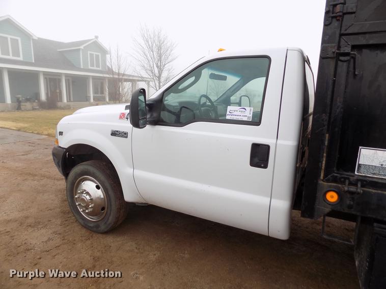 image for item DF2907 2003 Ford F450 Super Duty XL dump truck