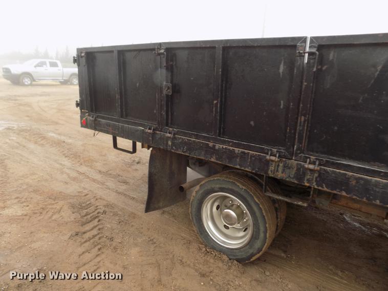 image for item DF2907 2003 Ford F450 Super Duty XL dump truck