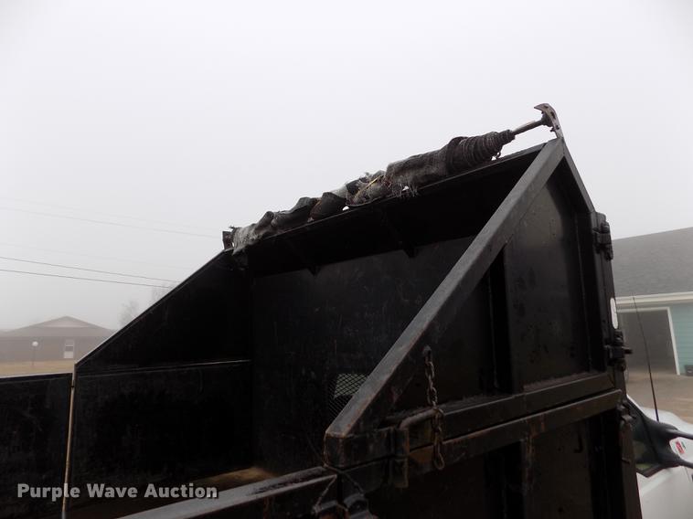 image for item DF2907 2003 Ford F450 Super Duty XL dump truck