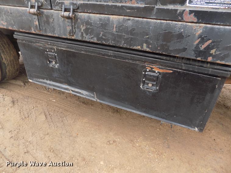 image for item DF2907 2003 Ford F450 Super Duty XL dump truck