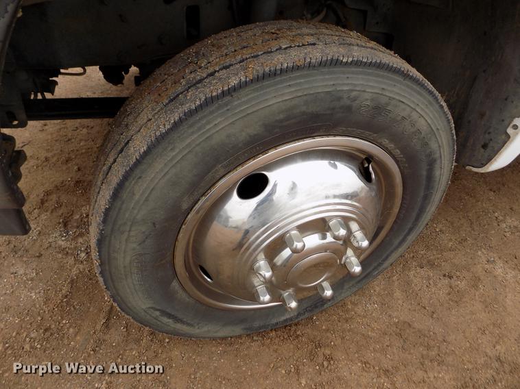 image for item DF2907 2003 Ford F450 Super Duty XL dump truck