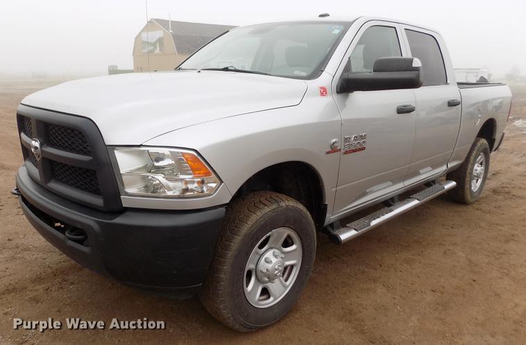 image for item DF2908 2013 Dodge Ram 3500HD Crew Cab pickup truck